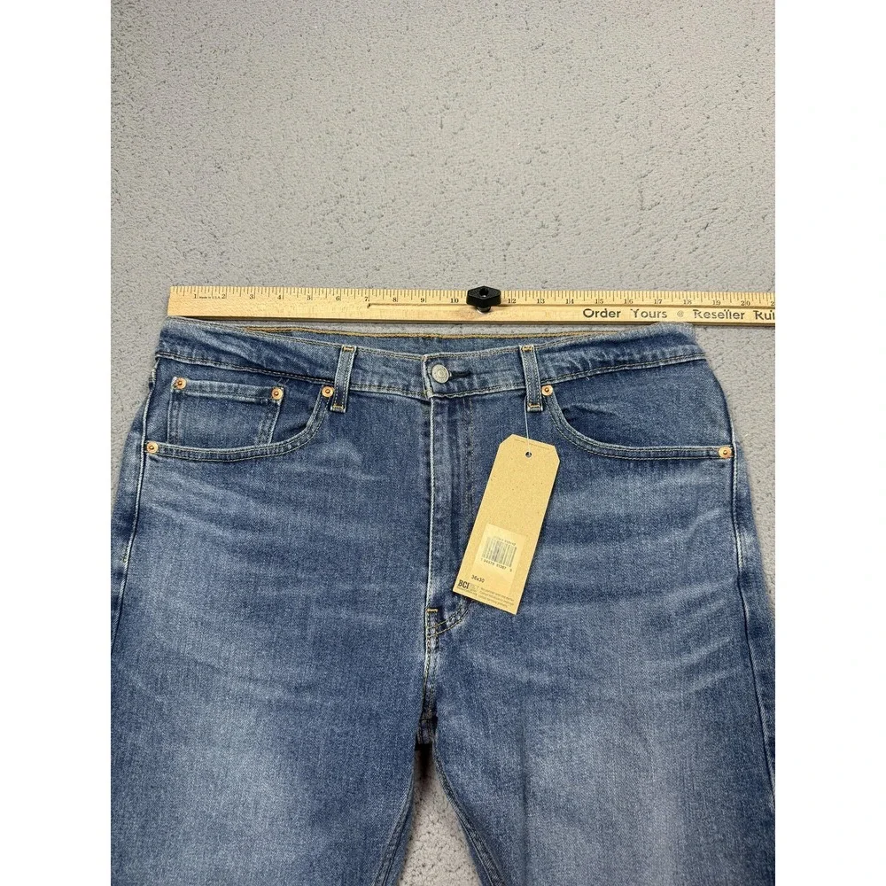 NWT Levis 505 Jeans Mens 36x30 Med Wash Blue Straight Stretch Denim